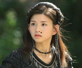 徐曼华 个人资料,才华横溢的艺术家，人生轨迹与艺术成就的完美融合