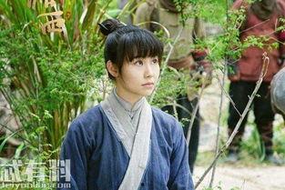 阿丽亚个人资料简介,才华横溢的年轻歌手，闪耀舞台的璀璨之星